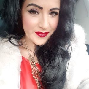 Meet your Posher, Cristina